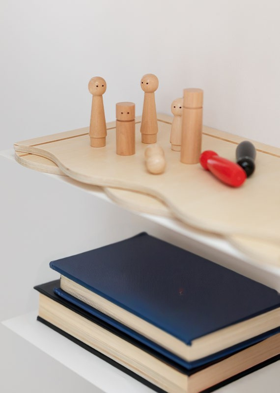 Holzfiguren als Symbol für Coaching in Teams und Organisationen
